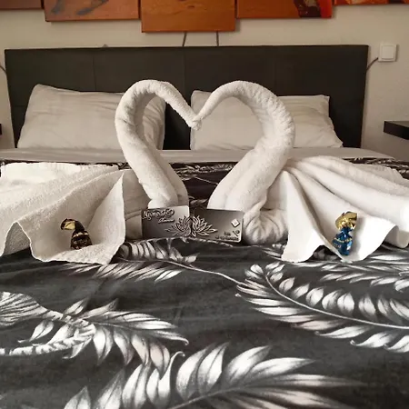 Πανσιόν Namaste (adults Only) Βαλένθια